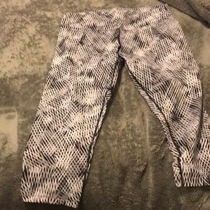 Calvin Klein Other - Calvin Klein patterned cropped leggings Calvin Klein Other - Calvin Klein patterned cropped leggings